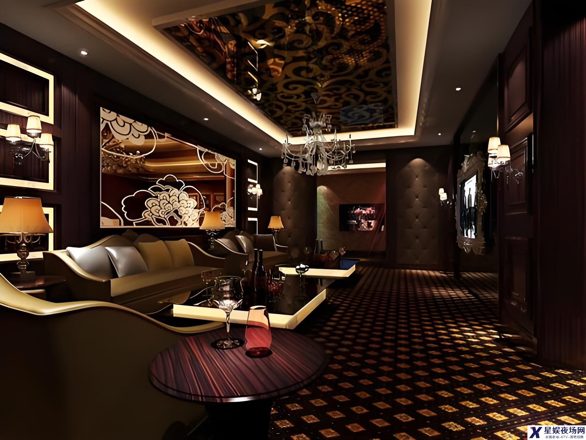 夜场工作女生的具体职责与角色解析